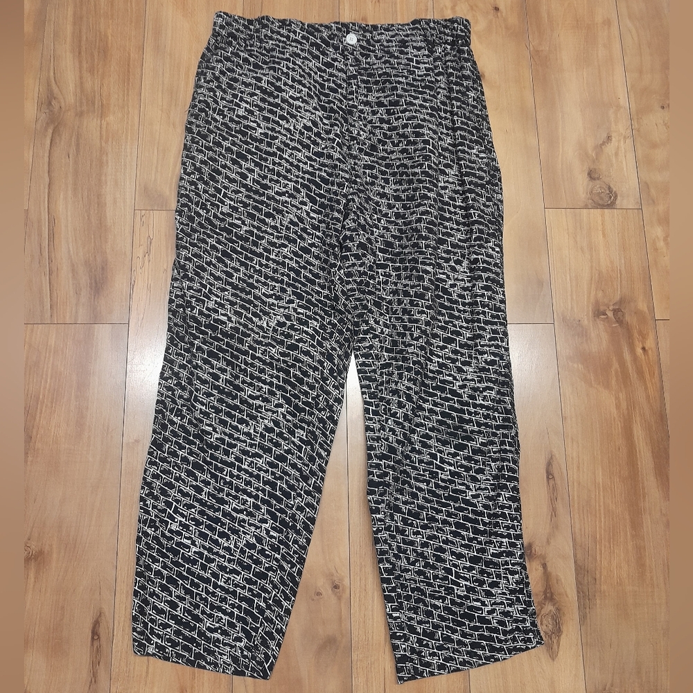 WKND Skateboards Embroidered Brick Wall Pants Men's Large